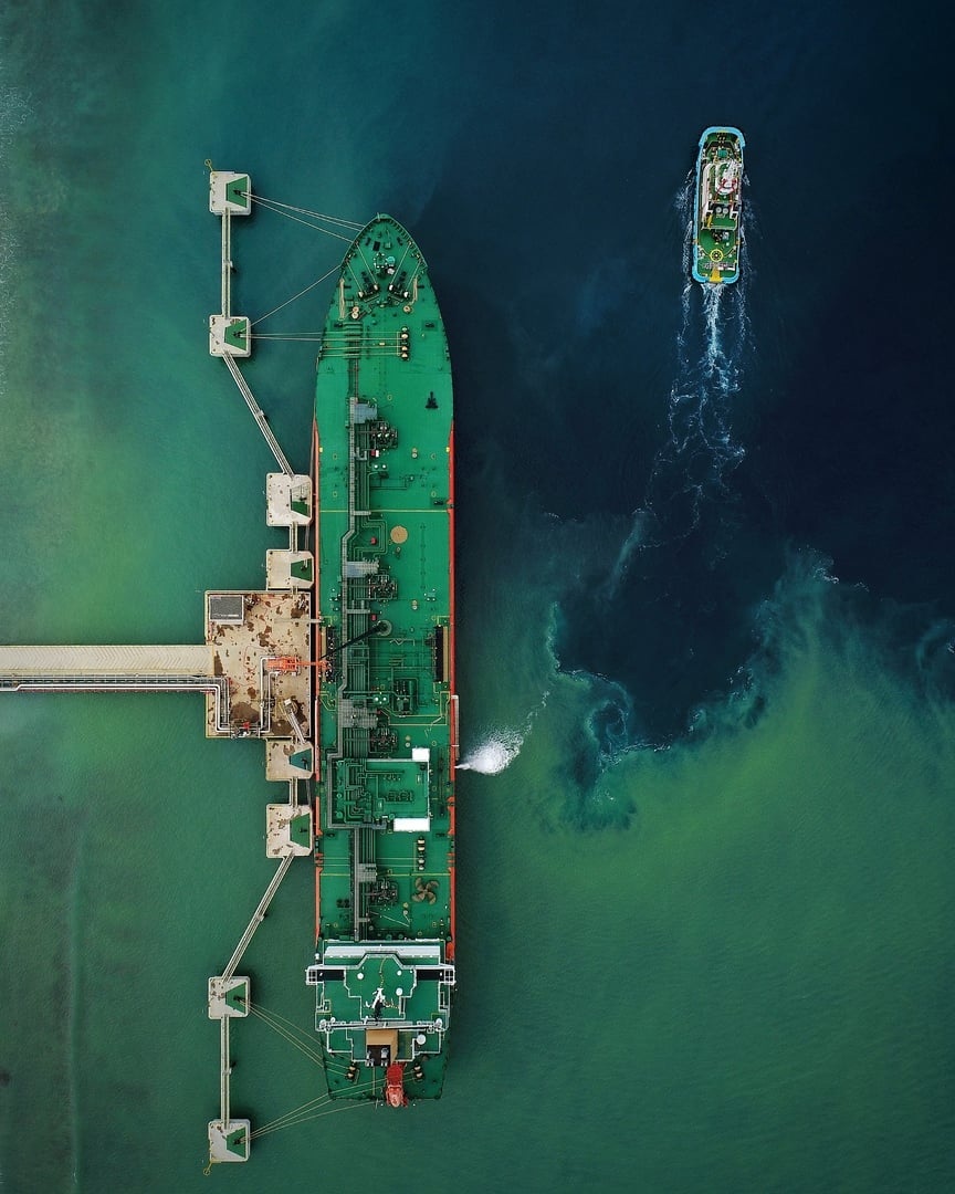 Aerial photography of PAZIFIK vessel in Ammonia Plant